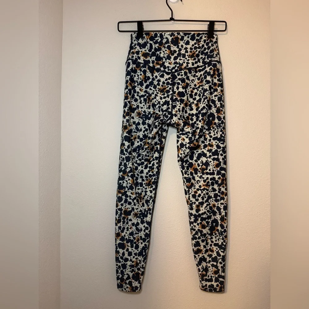 Sage Inkspot Pants and Bra workout Set - Picture 8 of 8
